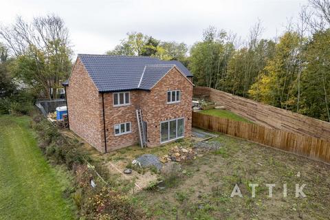 5 bedroom detached house for sale, Hillsend Lane, Attleborough