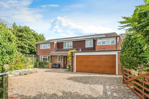 4 bedroom detached house for sale, Mill Lane, Lambourn RG17