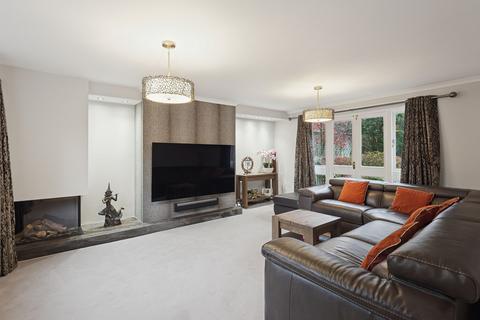3 Ewing Walk, Milngavie, Glasgow, G62 6EG