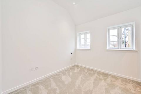 4 bedroom house for sale, The Royal Mews, Trent Park, Barnet EN4