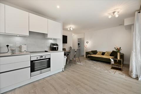 2 bedroom flat to rent, East Acton Lane, Acton, W3