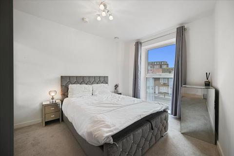 2 bedroom flat to rent, East Acton Lane, Acton, W3