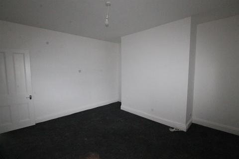 1 bedroom flat to rent, High Street North, Langley Moor