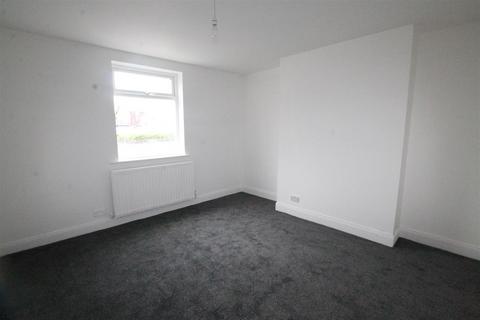 1 bedroom flat to rent, High Street North, Langley Moor