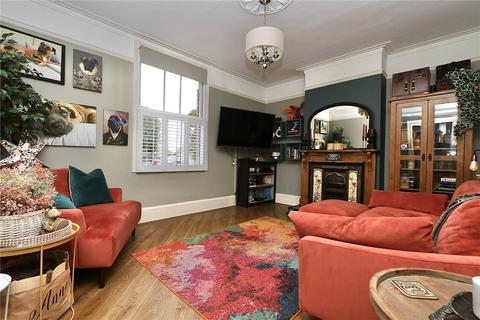 3 bedroom terraced house for sale, Henley Road, Ipswich, Suffolk, IP1