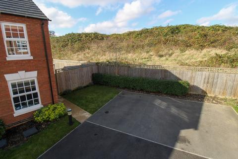 13 Emerald Way, Irthlingborough, Wellingborough, NN9 5GU