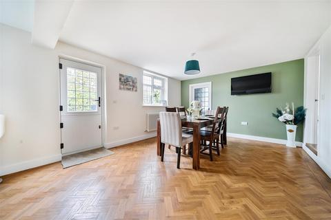 4 bedroom detached house for sale, South Street, Barming