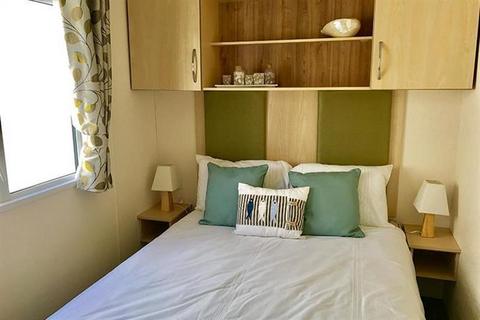 3 bedroom static caravan for sale, Whitecliff Bay Holiday Park