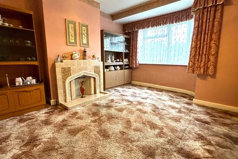 3 bedroom semi-detached house for sale, Lindsworth Approach, Birmingham B30