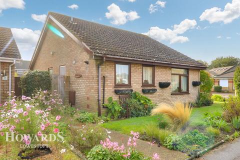 2 bedroom detached bungalow for sale, Ashburnham Way, Carlton Colville