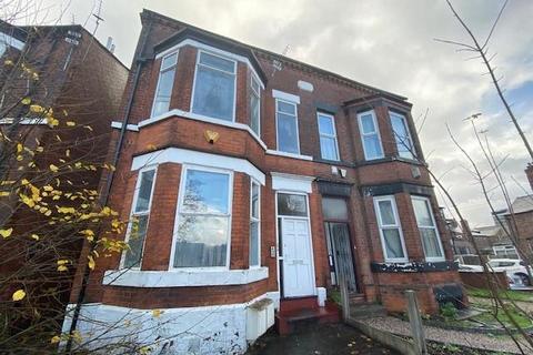 2 bedroom private hall to rent, Dickenson Road, Fallowfield, Manchester