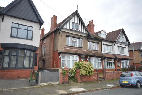 2 bedroom flat for sale, Flat 11B, Lyndhurst Road, Wallasey, Merseyside, CH45 6XA