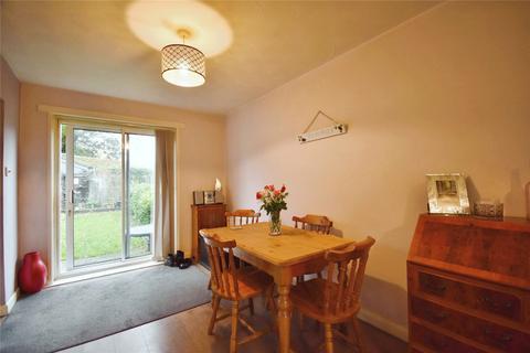 3 bedroom terraced house for sale, Almswood Road, Hampshire RG26