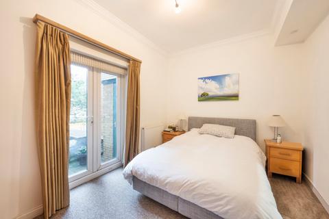 2 bedroom flat to rent, Clarendon House, 23 Kew Gardens Road, Richmond, Surrey