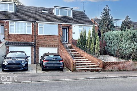 2 bedroom semi-detached house for sale, Saywell Road, Luton