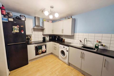 3 bedroom flat to rent, Whiteoak Road, Manchester, Greater Manchester, M14