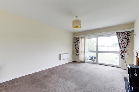 2 bedroom maisonette for sale, Redgates Court, Calverton NG14