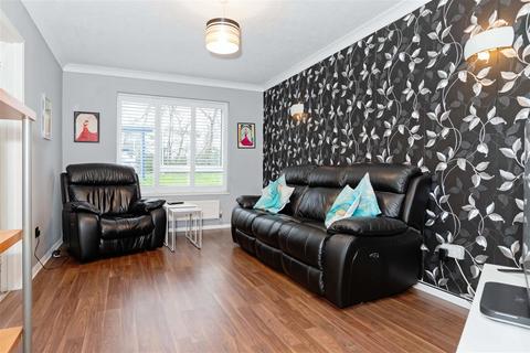 2 bedroom flat for sale, Western Road, Lancing