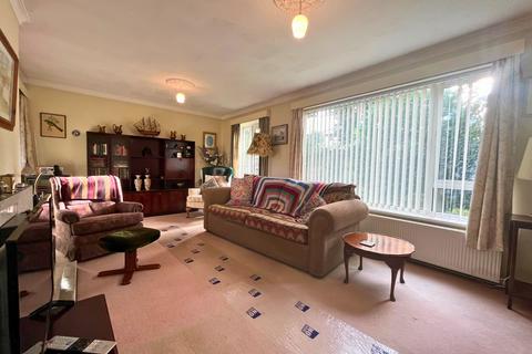 3 bedroom detached bungalow for sale, Macklin Close, Hungerford RG17