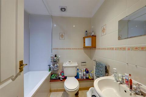 2 bedroom terraced house for sale, Vancouver Road, Worthing BN13