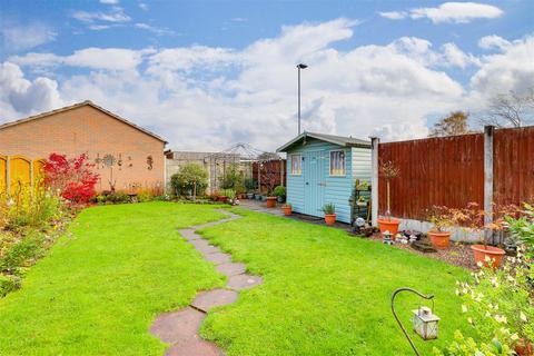 2 bedroom semi-detached house for sale, Polperro Way, Hucknall NG15