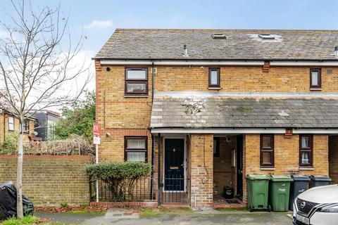 1 bedroom flat for sale, Myatt Road, Oval