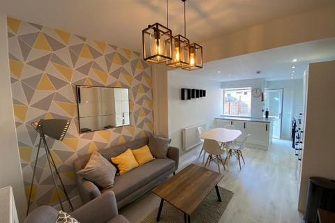 4 bedroom house to rent, Nottingham NG7