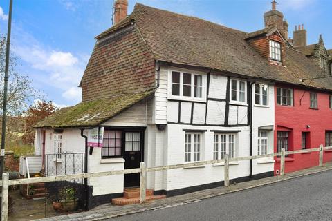 3 bedroom character property for sale, North Street, Petworth, West Sussex