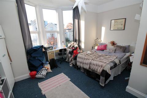 3 bedroom flat to rent, BPC01585, Cotham Brow, Cotham, BS6