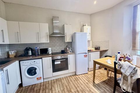 3 bedroom flat to rent, BPC01585, Cotham Brow, Cotham, BS6