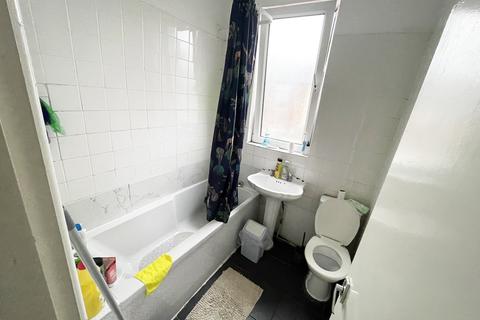 3 bedroom end of terrace house for sale, Clevedon Street, Harpurhey