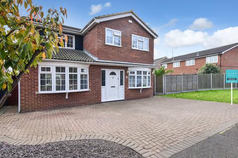 4 bedroom detached house for sale, Bishopsteignton, Desirable Location, Shoeburyness, Essex, SS3