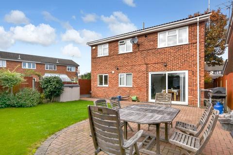 4 bedroom detached house for sale, Bishopsteignton, Desirable Location, Shoeburyness, Essex, SS3