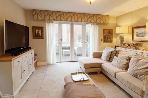 25 Hewitt Road, Barford, Warwick, CV35 8EZ