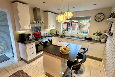 47 Hillary Drive, Hereford, HR4 0RB