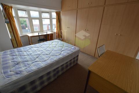 undefined, Gainsborough Road, Leicester LE2