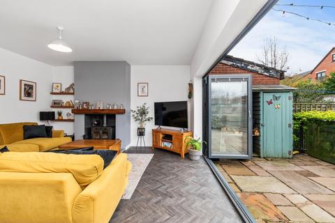 18 Freckleton Road, St Helens, WA10 3AW