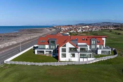 3 bedroom ground floor flat for sale, Marine Drive, Rhos On Sea LL28