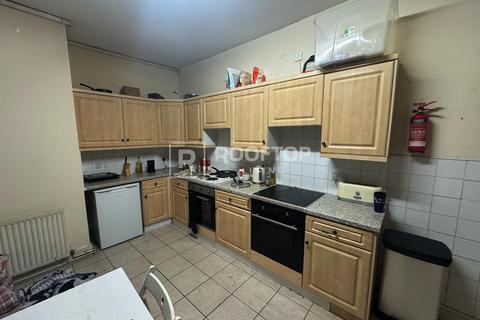 9 bedroom house to rent, Belle Vue Road, Leeds LS3