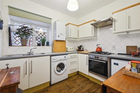 Studio for sale, Chamberlayne Road, Kensal Rise, London