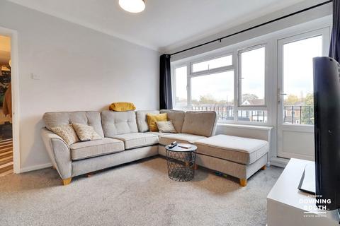 1 bedroom flat for sale, Braemar Road, Sutton Coldfield B73