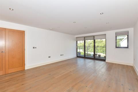 2 bedroom apartment for sale, Court Road, Seabrook, Kent