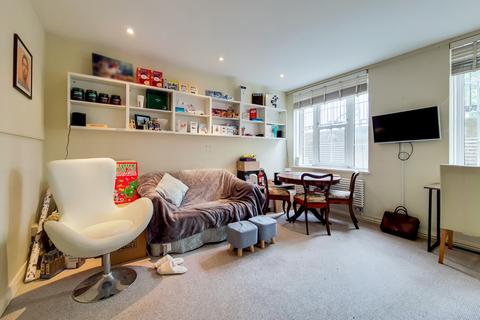 1 bedroom apartment for sale, Norfolk House, Regency Street, Westminster, London, SW1P