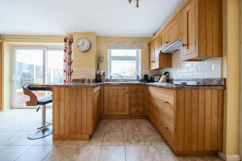 48 Cedar Drive, Sutton At Hone, Dartford, DA4 9EN