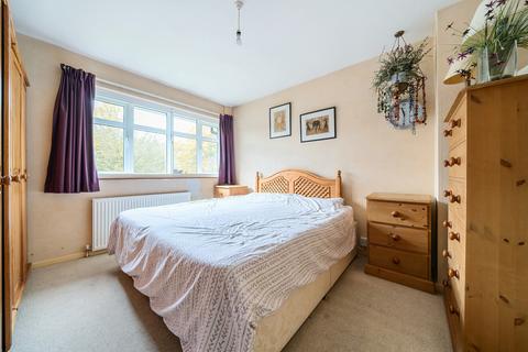 48 Cedar Drive, Sutton At Hone, Dartford, DA4 9EN