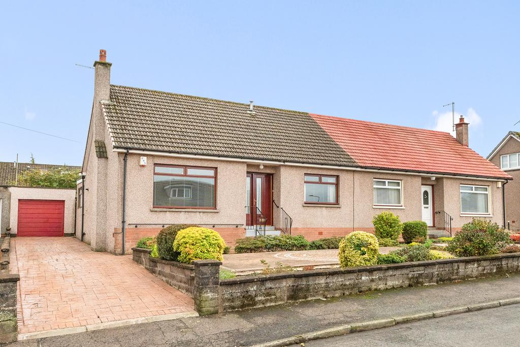 Dumyat Drive, Falkirk FK1 4 bed semidetached house for sale £228,000