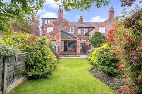 3 bedroom terraced house for sale, Westgate, Hale, Altrincham