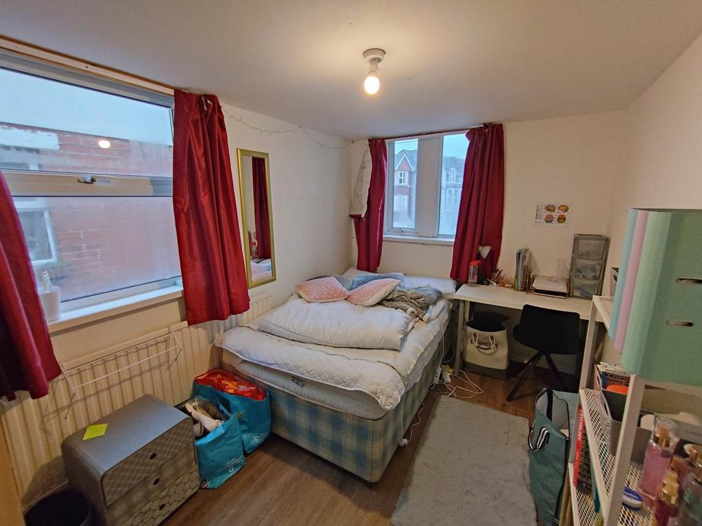 Bedroom 3 (1)