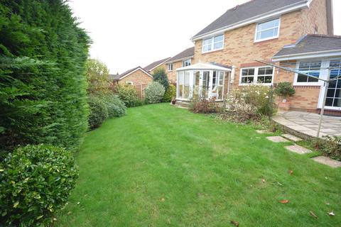 4 bedroom detached house for sale, Twin Oaks Close, Broadstone BH18