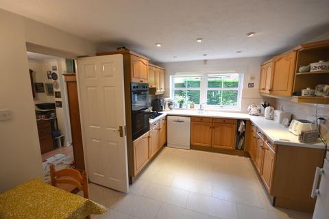 4 bedroom detached house for sale, Twin Oaks Close, Broadstone BH18